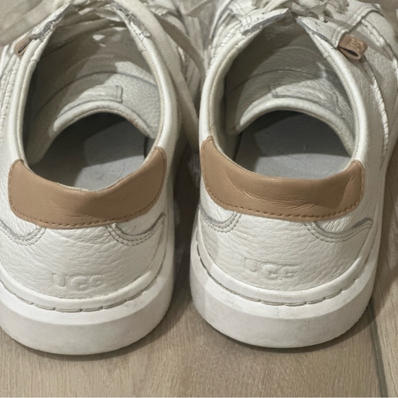 UGG Alameda Logo Platform Leather Sneakers 1130775 in White/Tan Women’s 7.5 - Picture 3 of 8